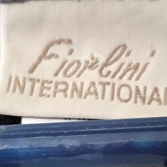 Loose knit wrap, open front, 3/4 sleeves. Large - Picture 4 of 4